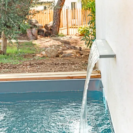 Les De Laure - L'eden Romantique, B&b, Privatif Et Petit Dejeuner, Couloir De Nage, 10mn Carcassonne (adults Only) Panzió Malves-en-Minervois