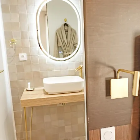 Les De Laure - L'eden Romantique, B&b, Privatif Et Petit Dejeuner, Couloir De Nage, 10mn Carcassonne (adults Only) Malves-en-Minervois