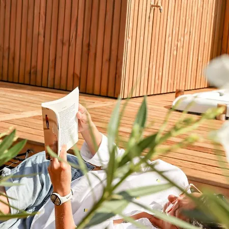 Panzió Les De Laure - L'eden Romantique, B&b, Privatif Et Petit Dejeuner, Couloir De Nage, 10mn Carcassonne (adults Only) 3*