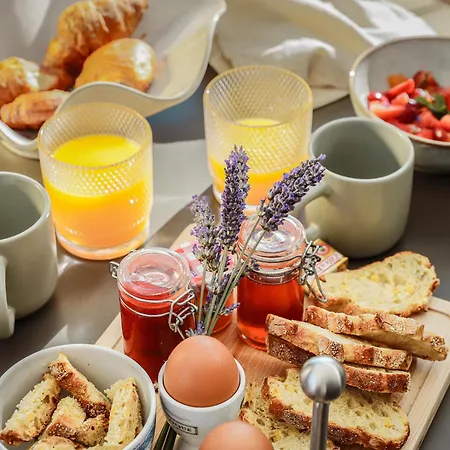 Les De Laure - L'eden Romantique, B&b, Privatif Et Petit Dejeuner, Couloir De Nage, 10mn Carcassonne (adults Only) 3* Malves-en-Minervois