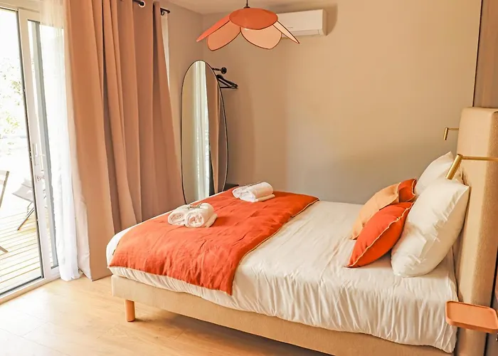 Bed and breakfast Les De Laure - L'eden Romantique, Hôtes, Privé, Couloir De Nage, Adults Only Malves-en-Minervois