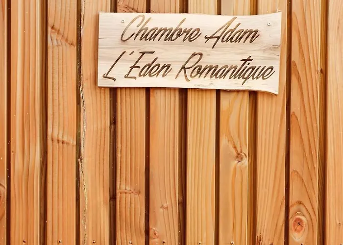 Les De Laure - L'eden Romantique, Hôtes, Privé, Couloir De Nage, Adults Only Bed and breakfast 3*